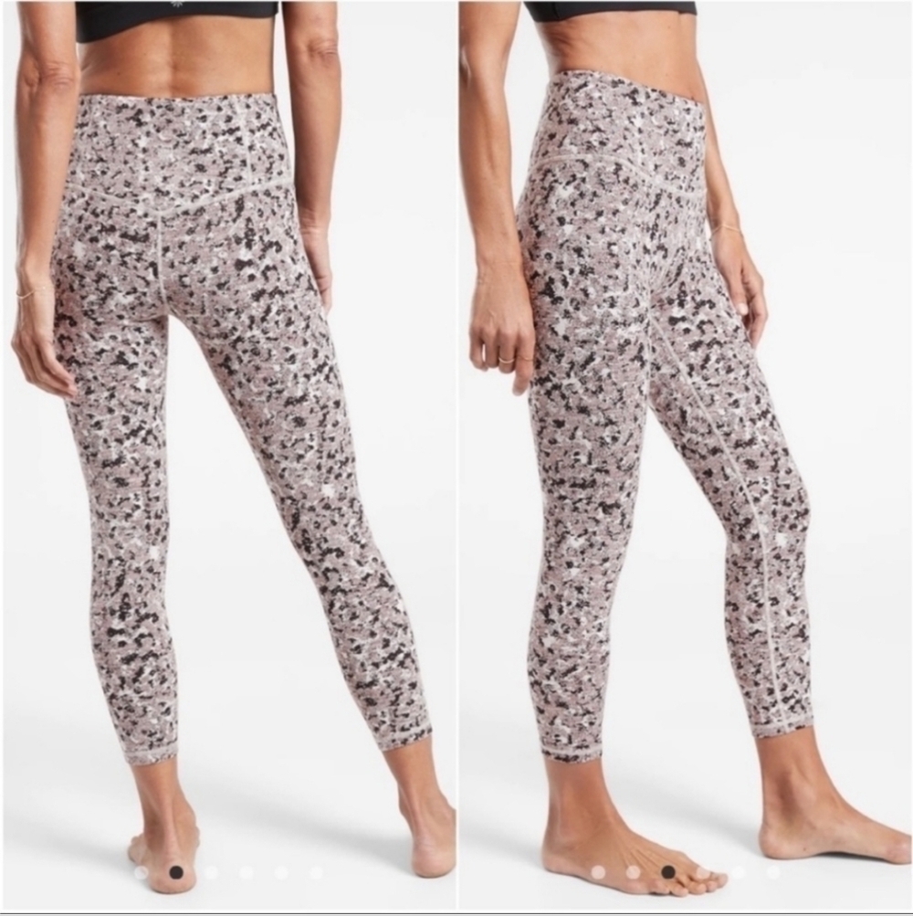 ATHLETA 7/8 tight leggings XS textured leggings brown black